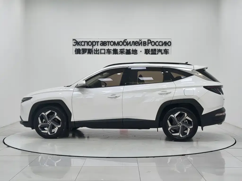 Hyundai Tucson — фото 6