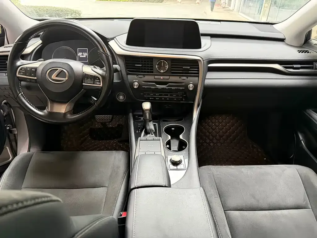 Lexus RX — фото 5