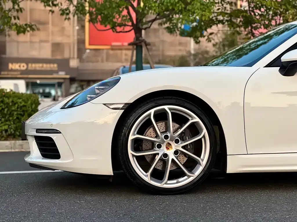 Porsche 718 — фото 9