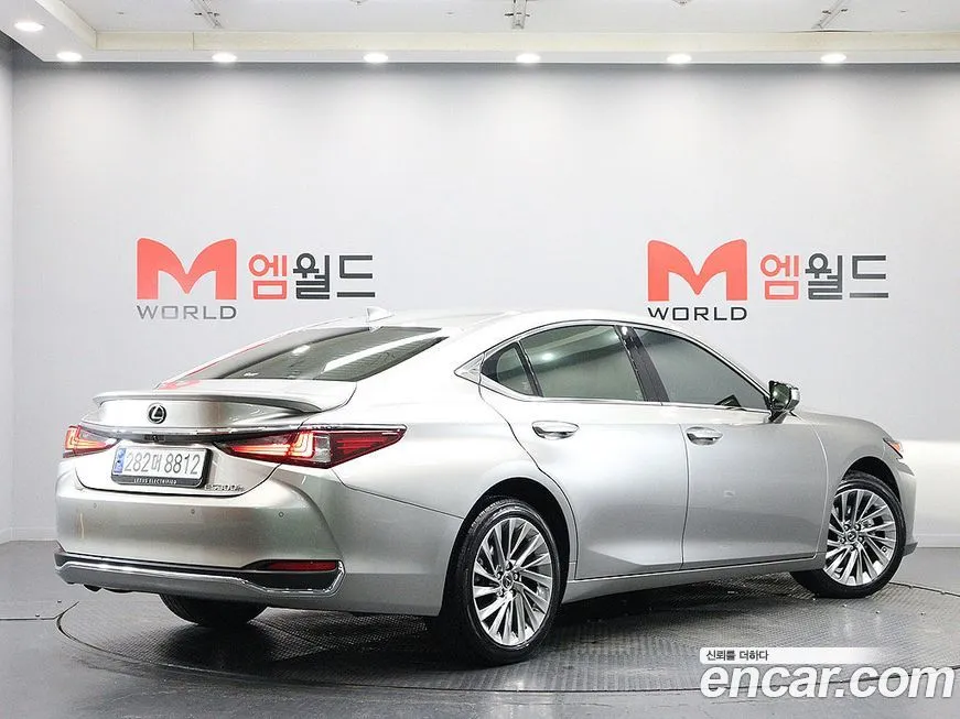 Lexus ES — фото 4