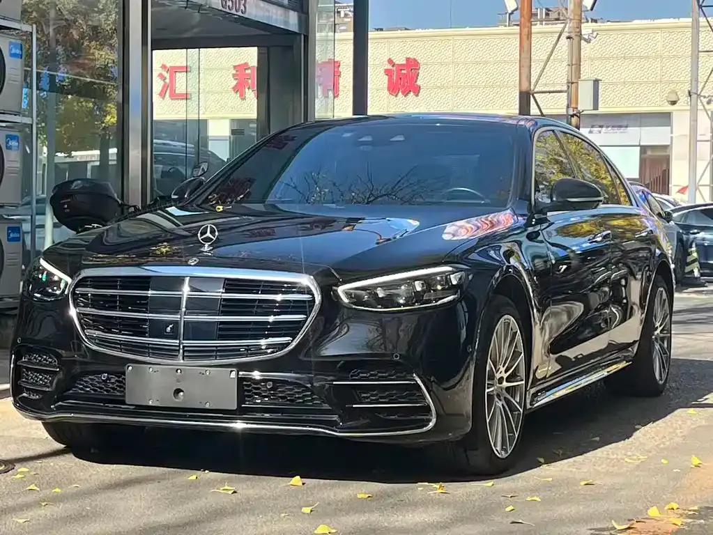 Mercedes-Benz S-Class — фото 1