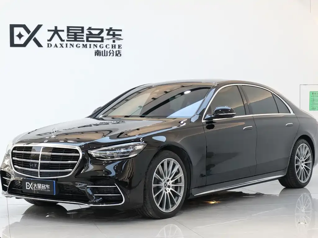 Mercedes-Benz S-Class — фото 1