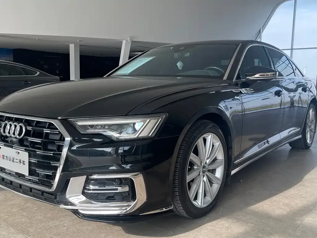 Audi A6L — фото 2