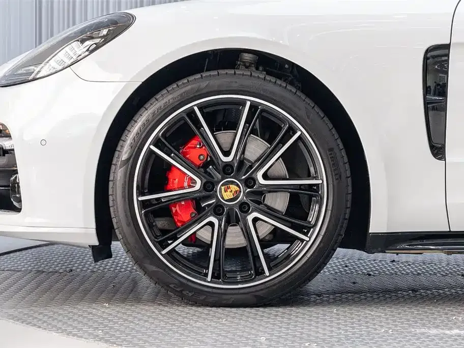 Porsche Panamera — фото 8