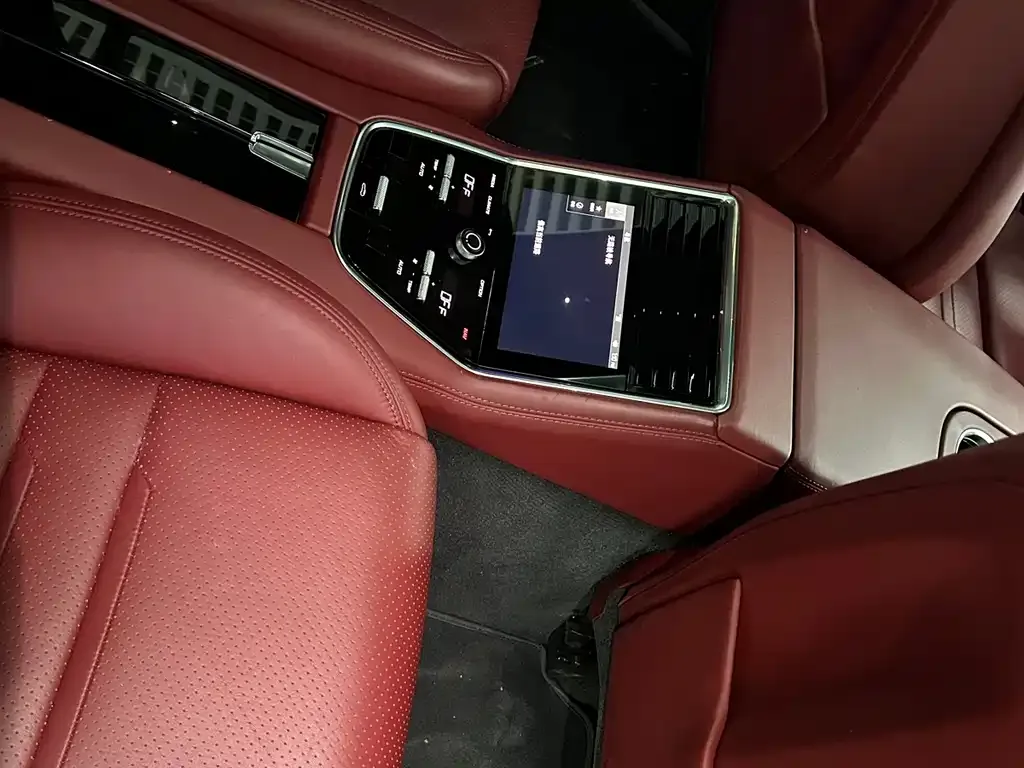 Porsche Panamera — фото 8