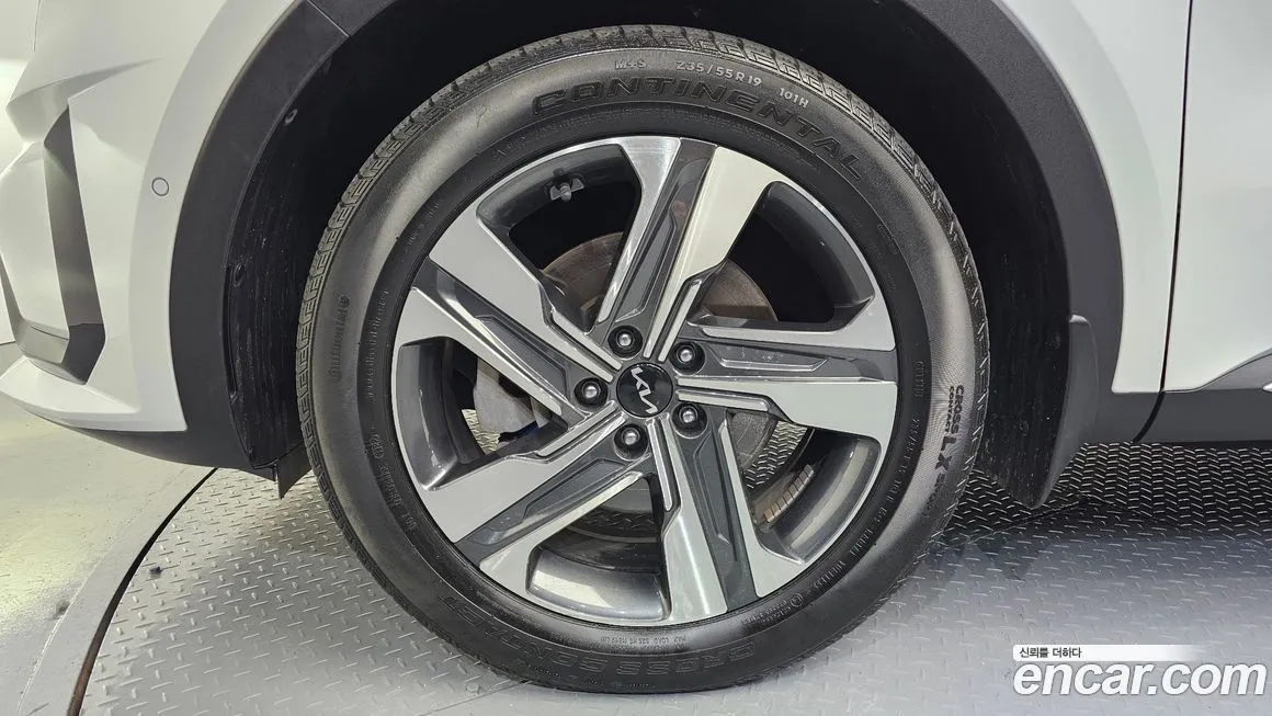 Kia Sorento — фото 5