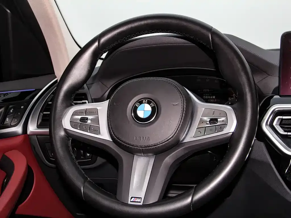 BMW X3 — фото 10