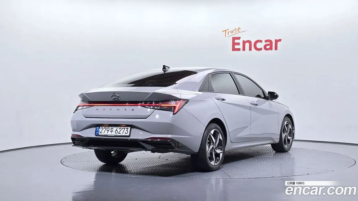 Hyundai AVANTE — фото 2