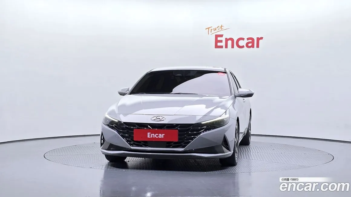Hyundai AVANTE — фото 3