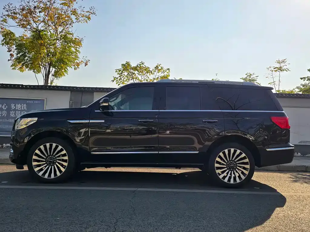 Lincoln Navigator — фото 4