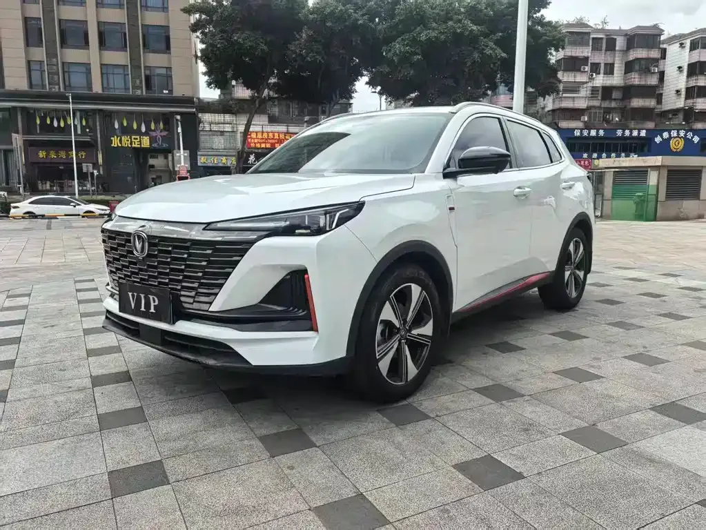 Changan CS55PLUS — фото 1