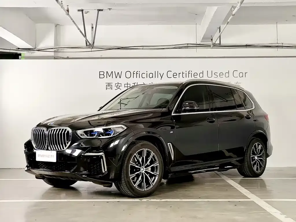 BMW X5 — фото 1