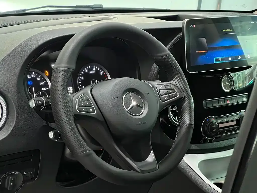 Mercedes-Benz Vito — фото 6