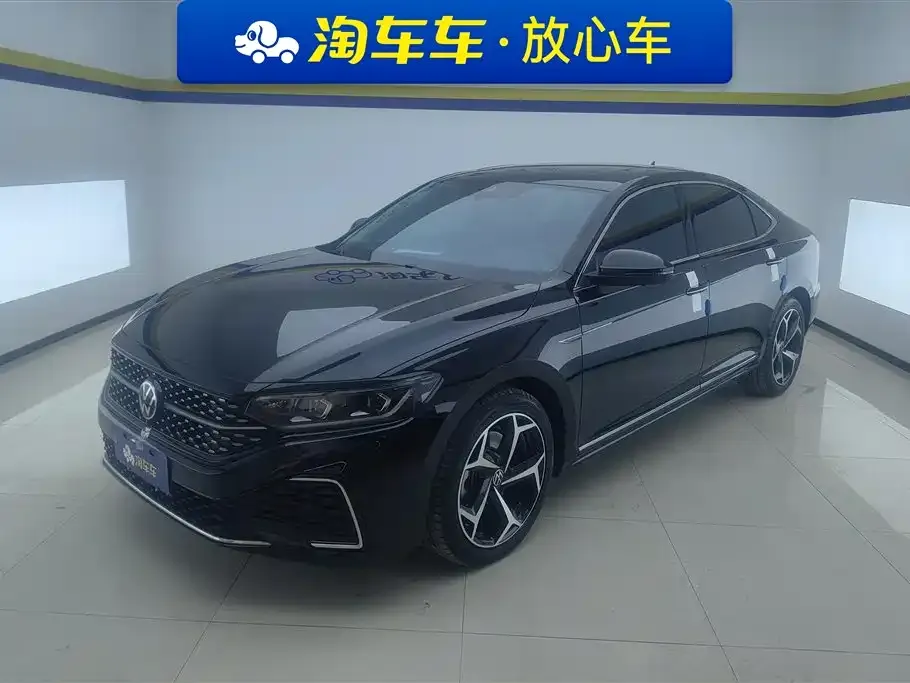 Volkswagen Passat — фото 1