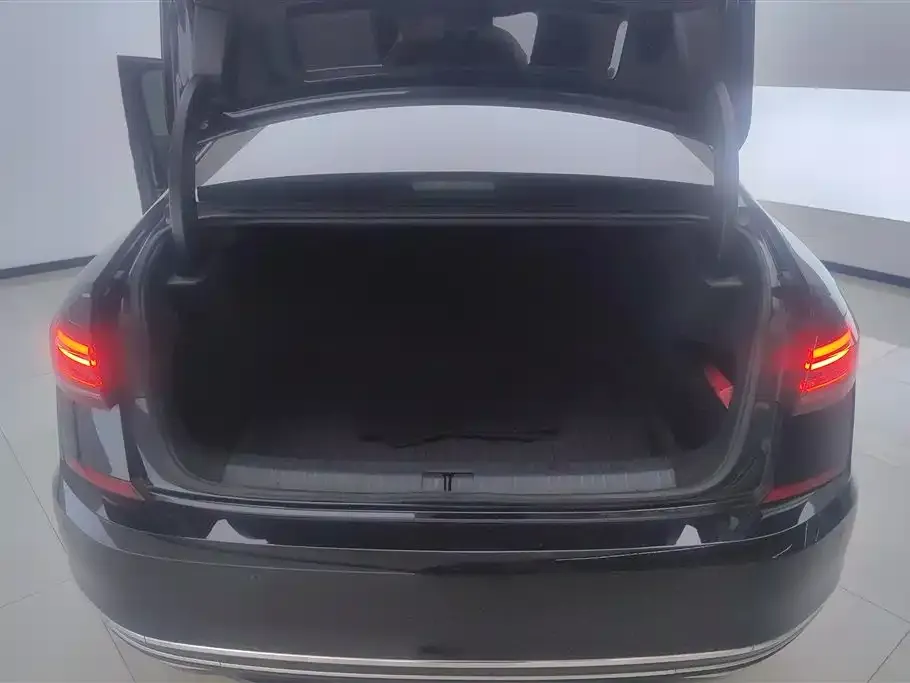 Volkswagen Passat — фото 4