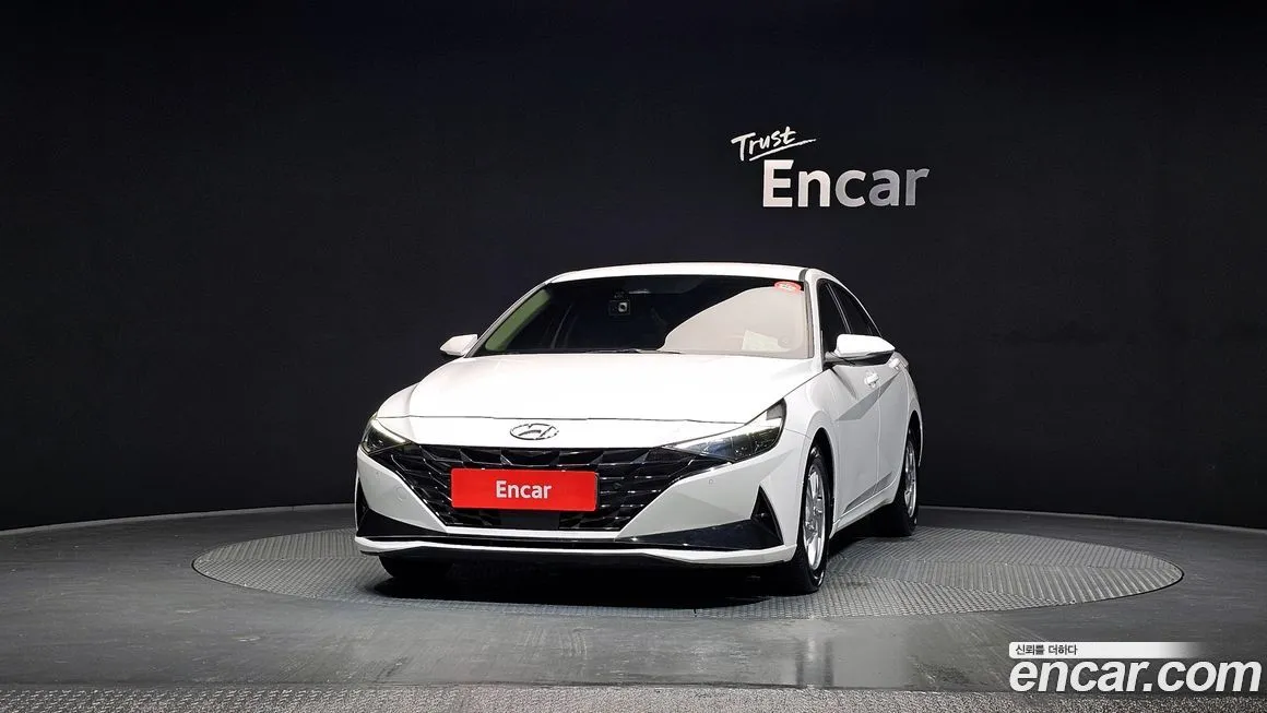 Hyundai AVANTE — фото 3