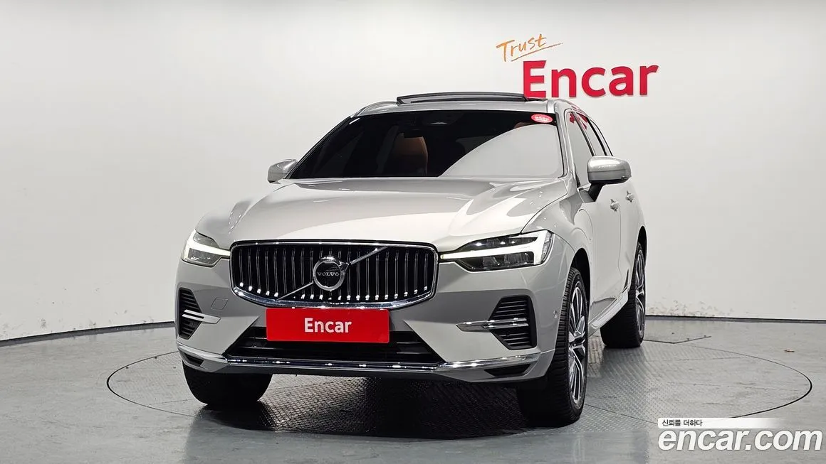 Volvo XC60 — фото 3