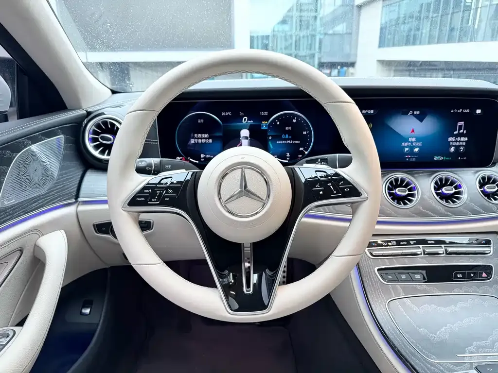 Mercedes-Benz CLS — фото 10