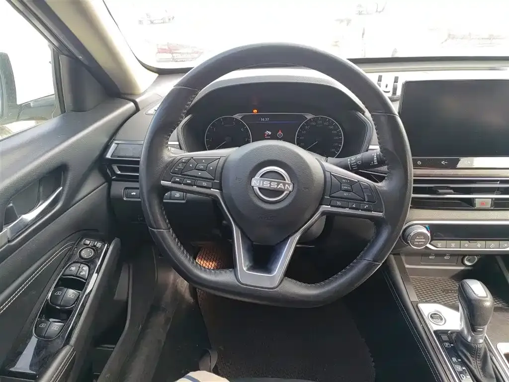 Nissan Teana — фото 3
