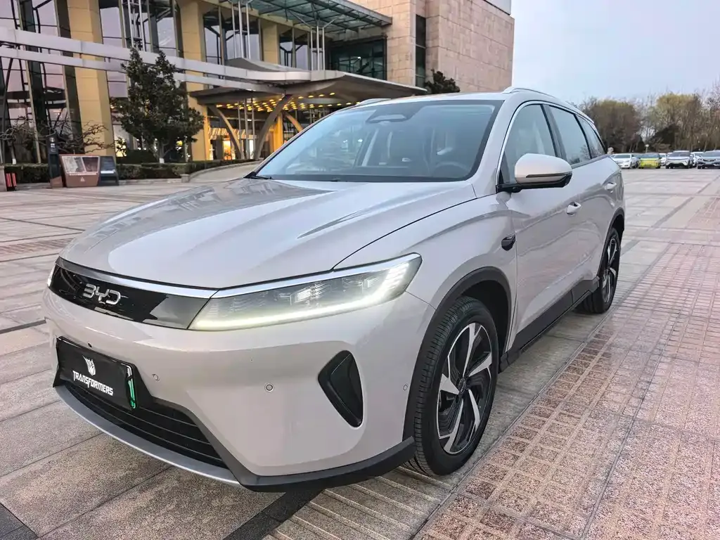 BYD Seal 05 DM-i — фото 1