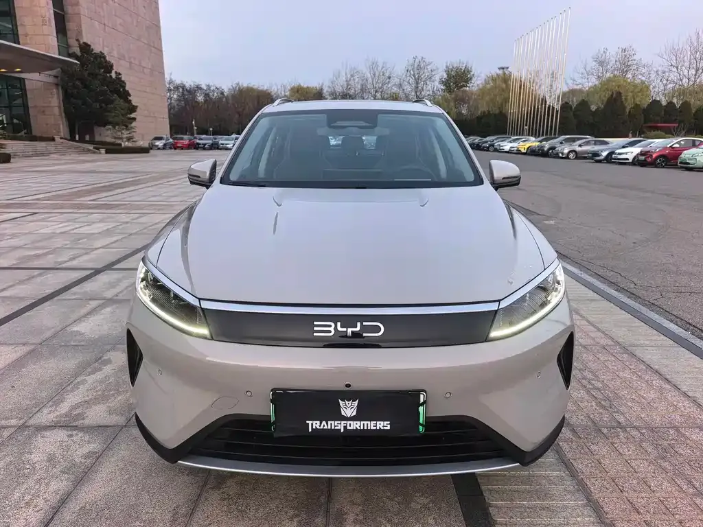 BYD Seal 05 DM-i — фото 2