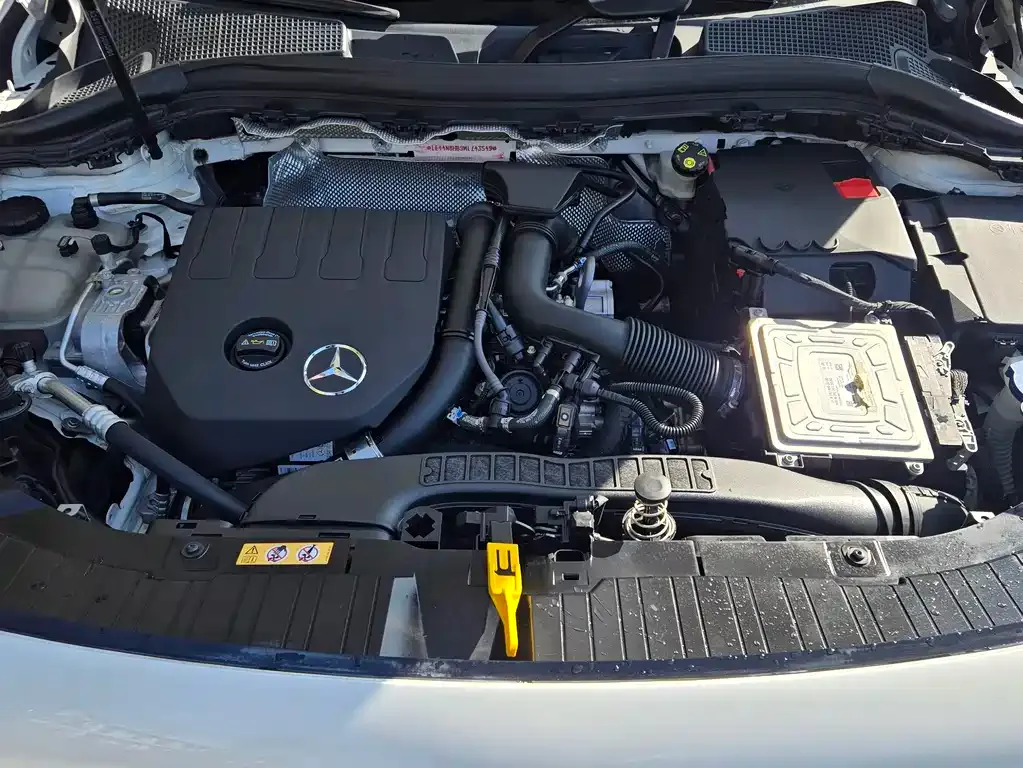 Mercedes-Benz GLA — фото 10