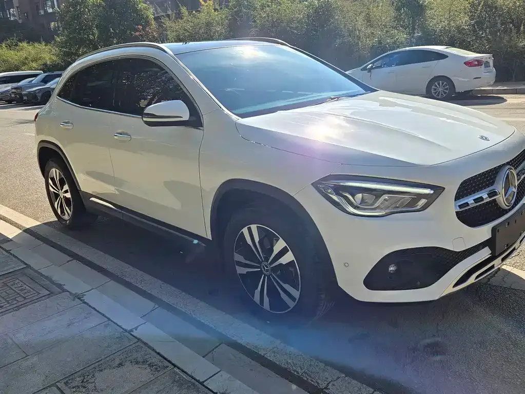 Mercedes-Benz GLA — фото 2