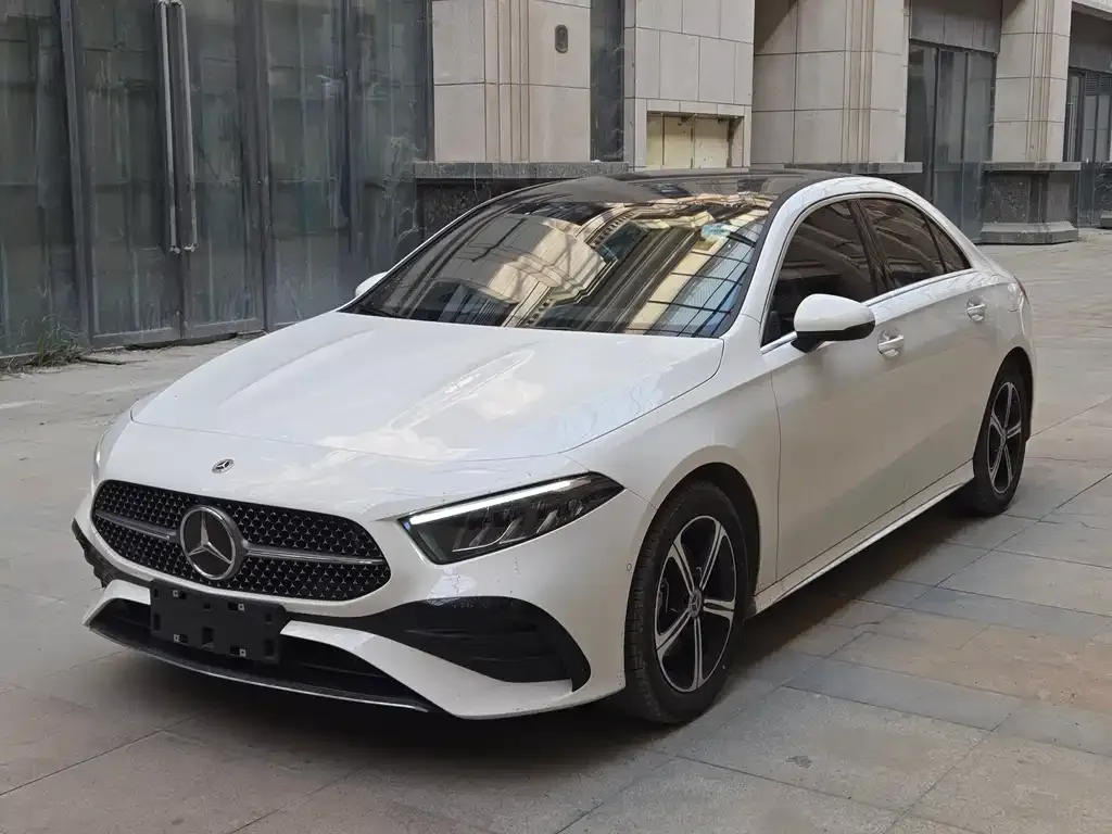 Mercedes-Benz A-Class — фото 1