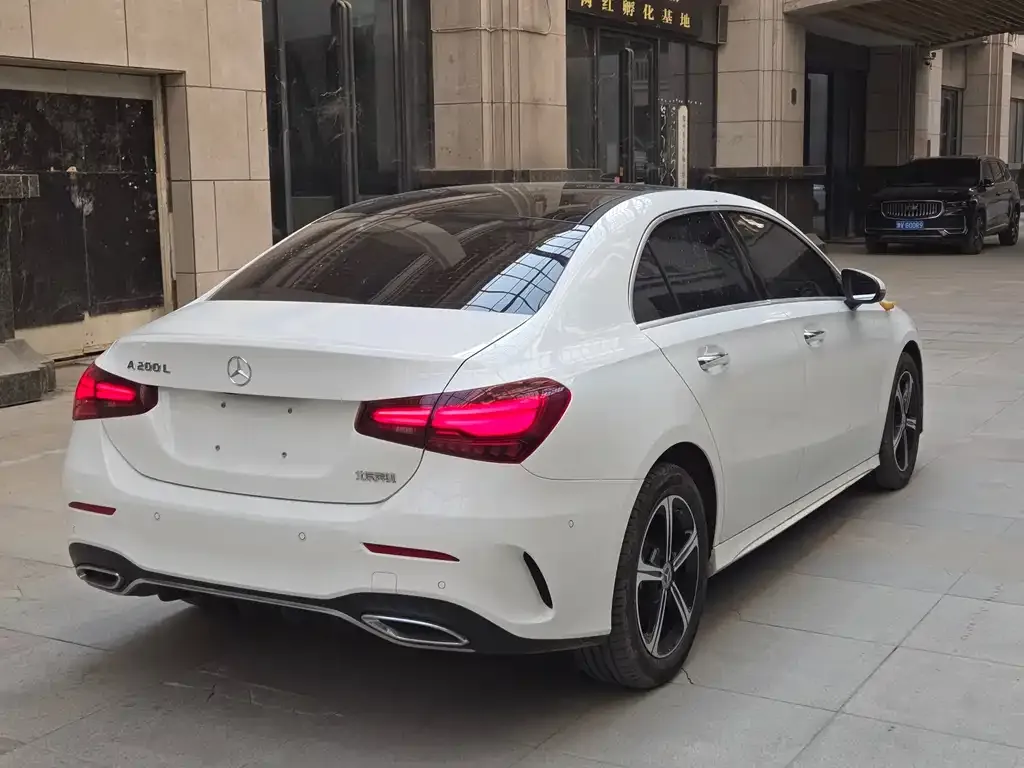 Mercedes-Benz A-Class — фото 10