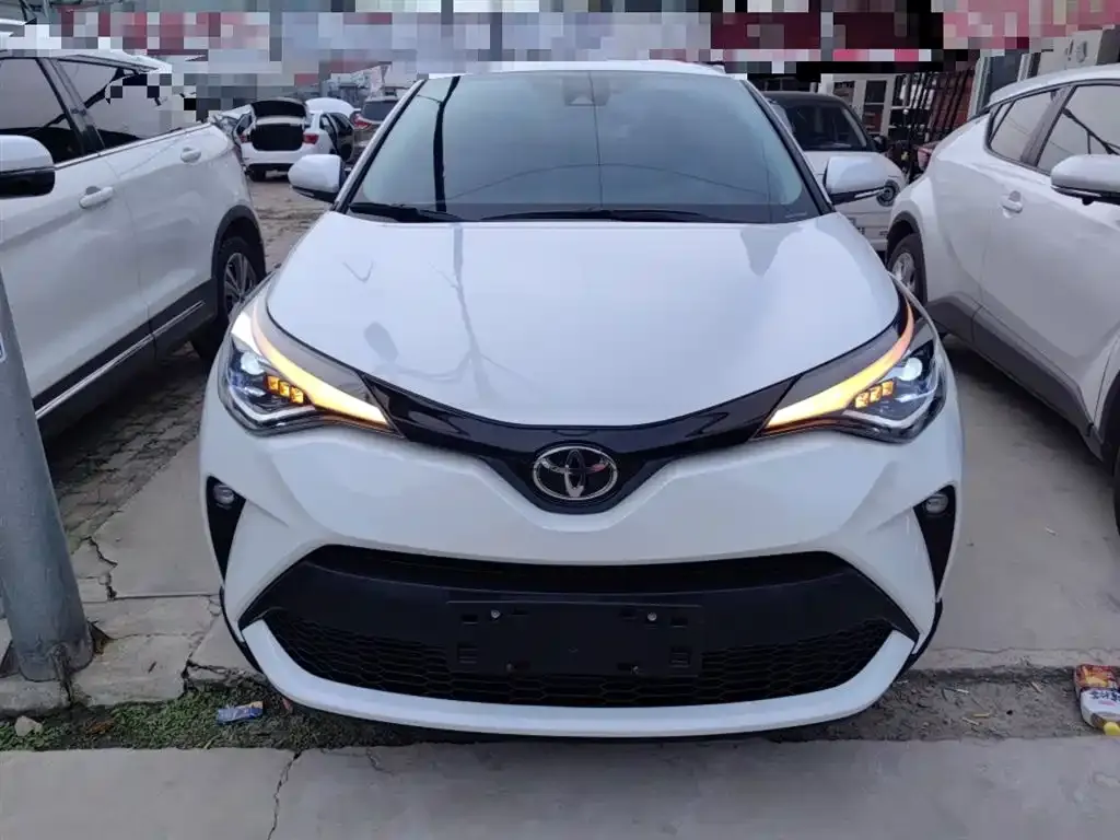 Toyota C-HR — фото 3