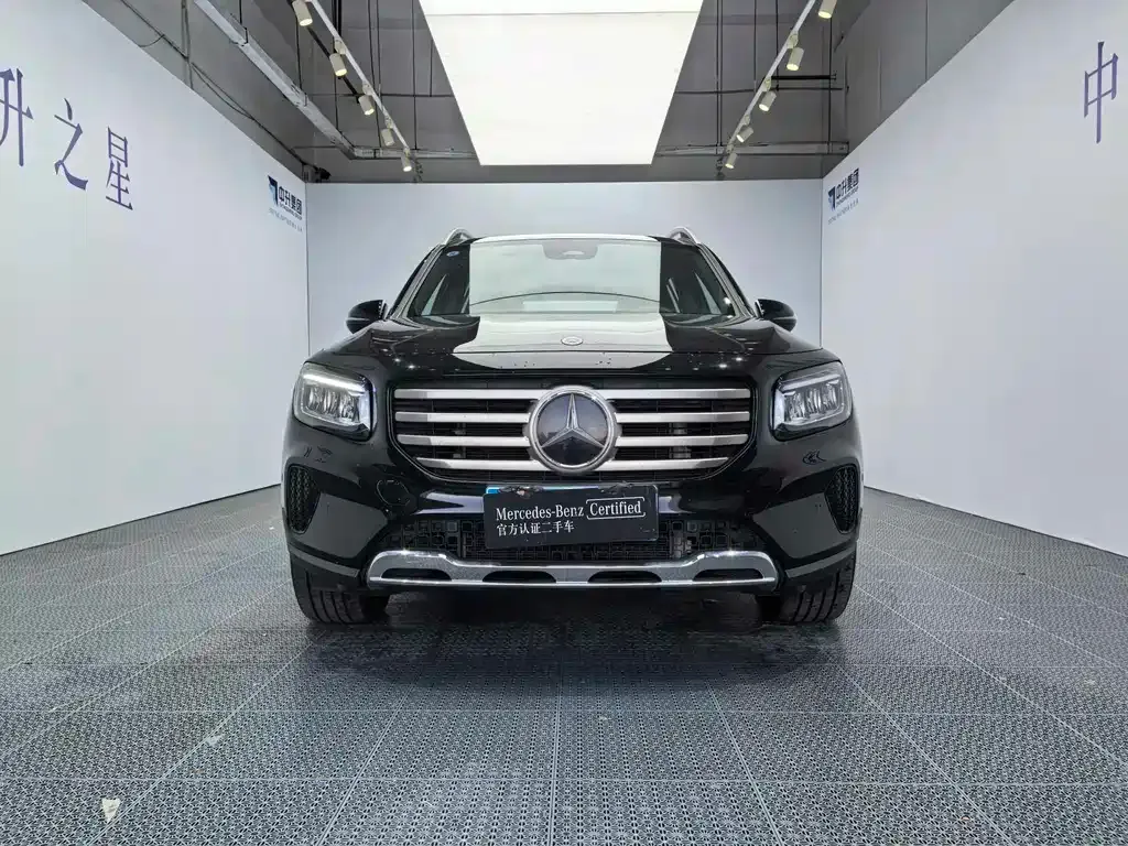 Mercedes-Benz GLB — фото 2