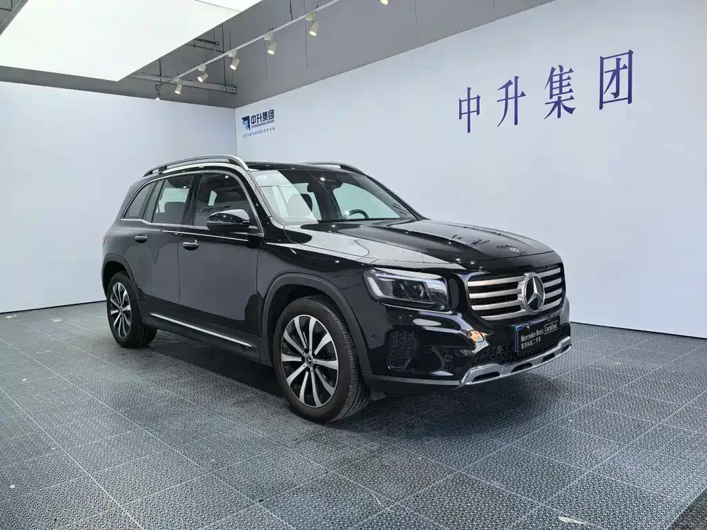Mercedes-Benz GLB — фото 3