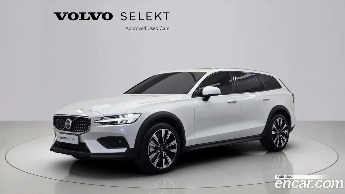 Volvo V60 — фото 1