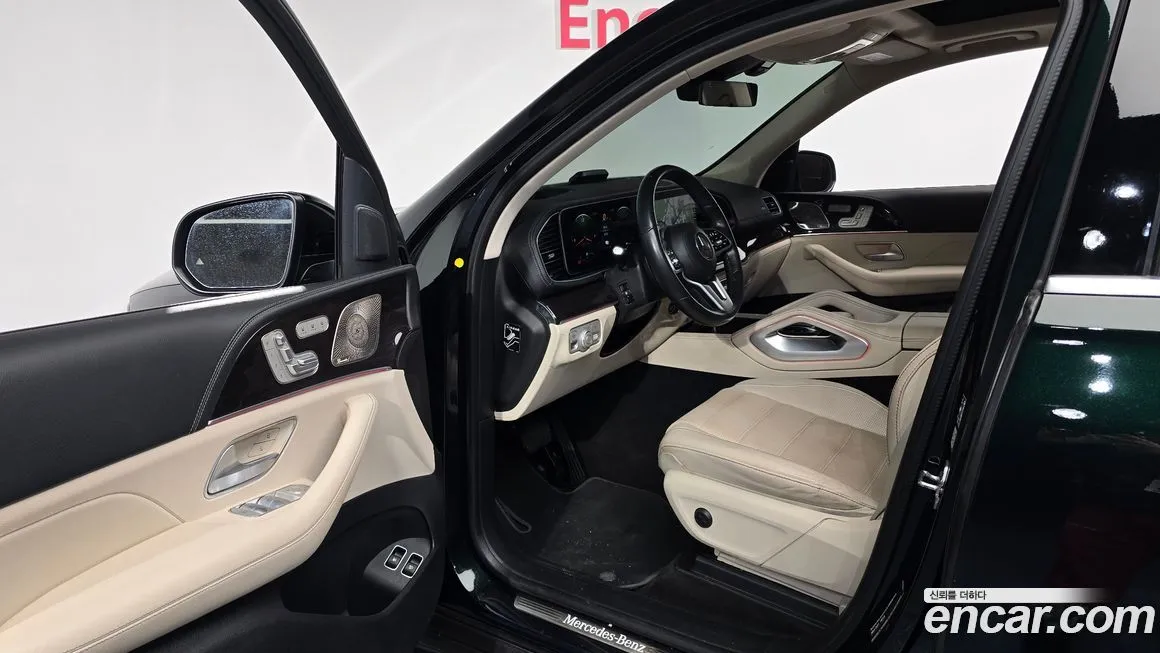Mercedes-Benz GLE-Class — фото 10