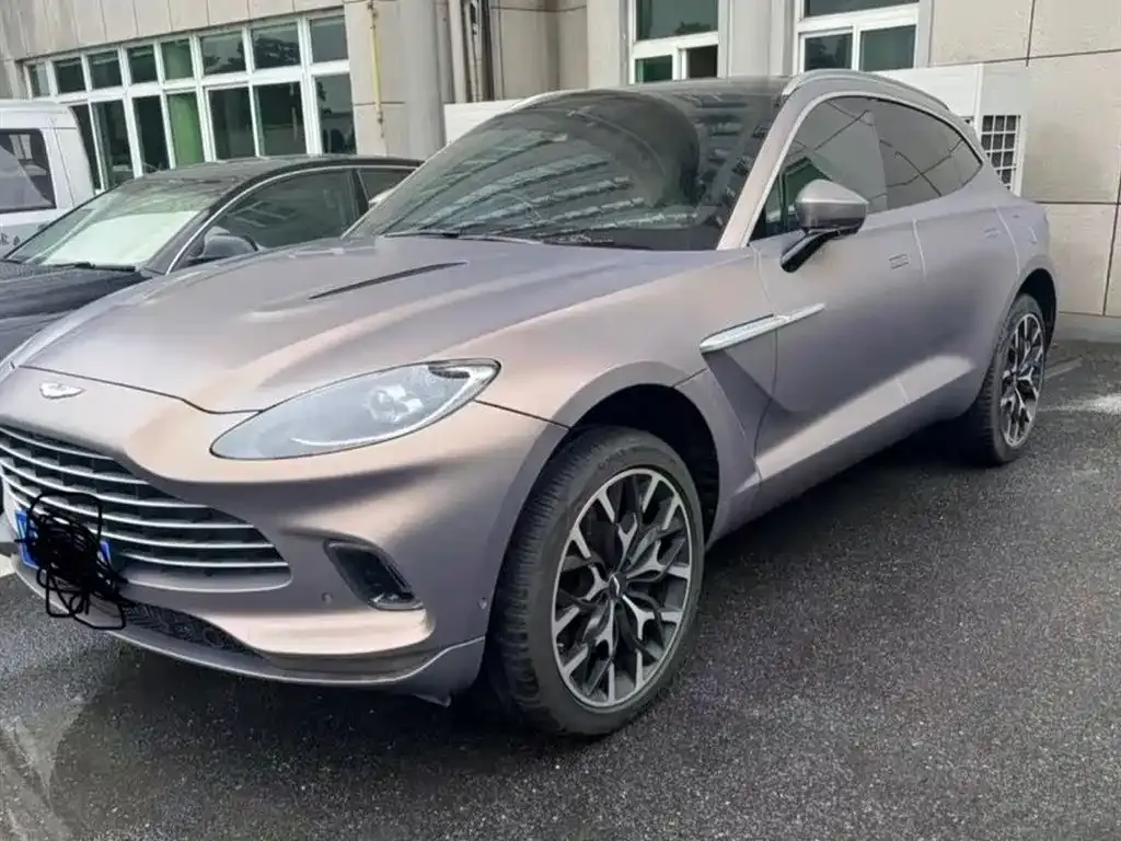 Aston Martin DBX — фото 2