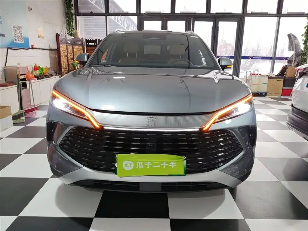BYD L DM-i — фото 3