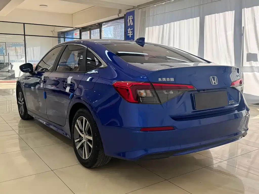 Honda Civic — фото 4