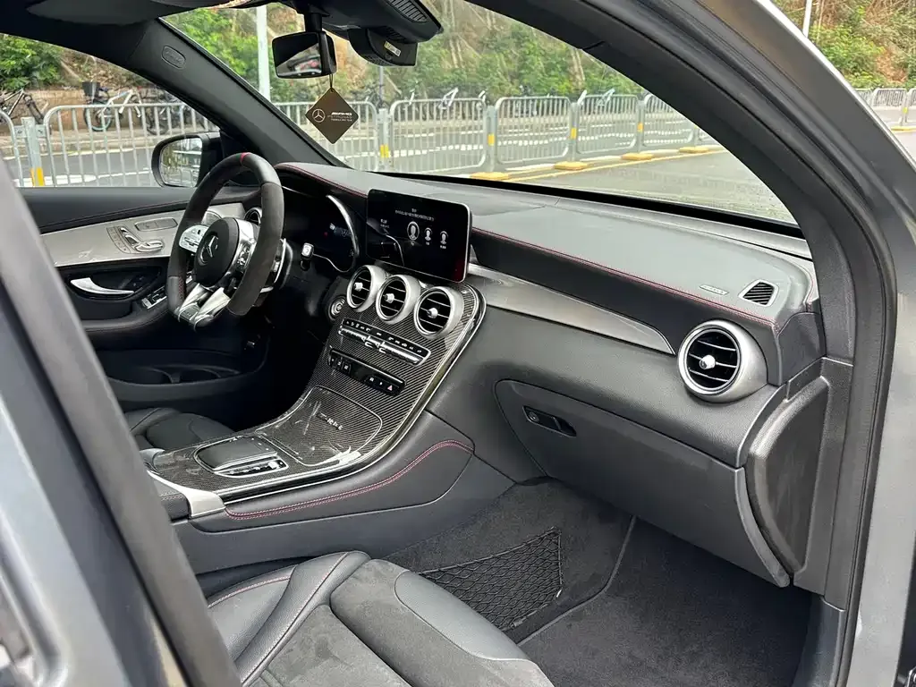 Mercedes-Benz GLC Coupe AMG — фото 10