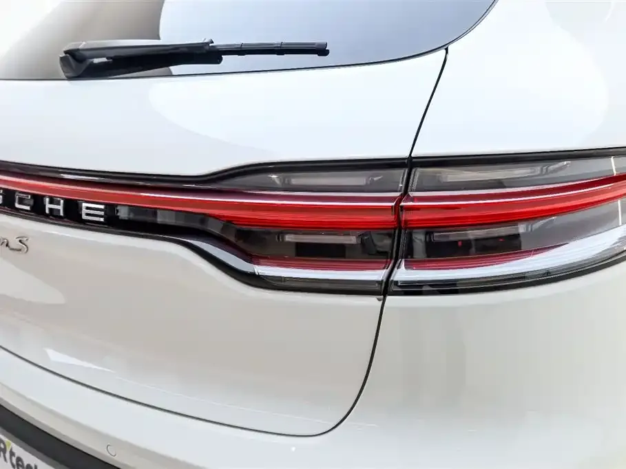 Porsche Macan — фото 10