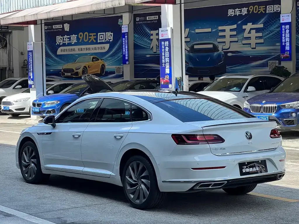 Volkswagen CC — фото 6