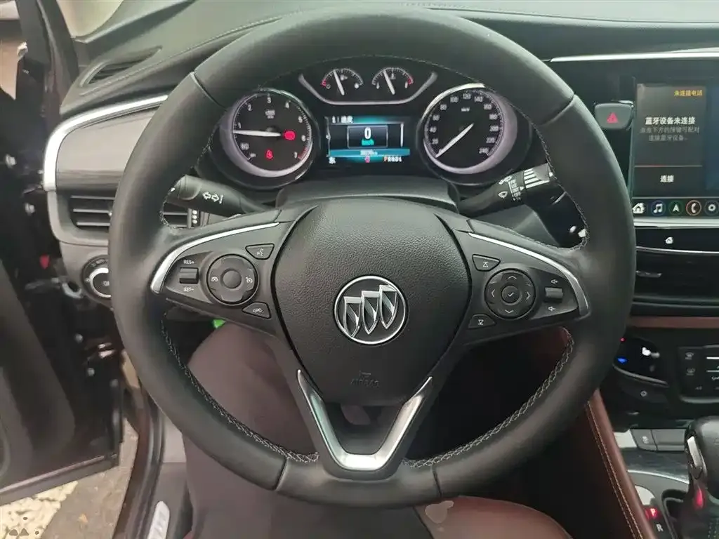 Buick Envision Plus — фото 3