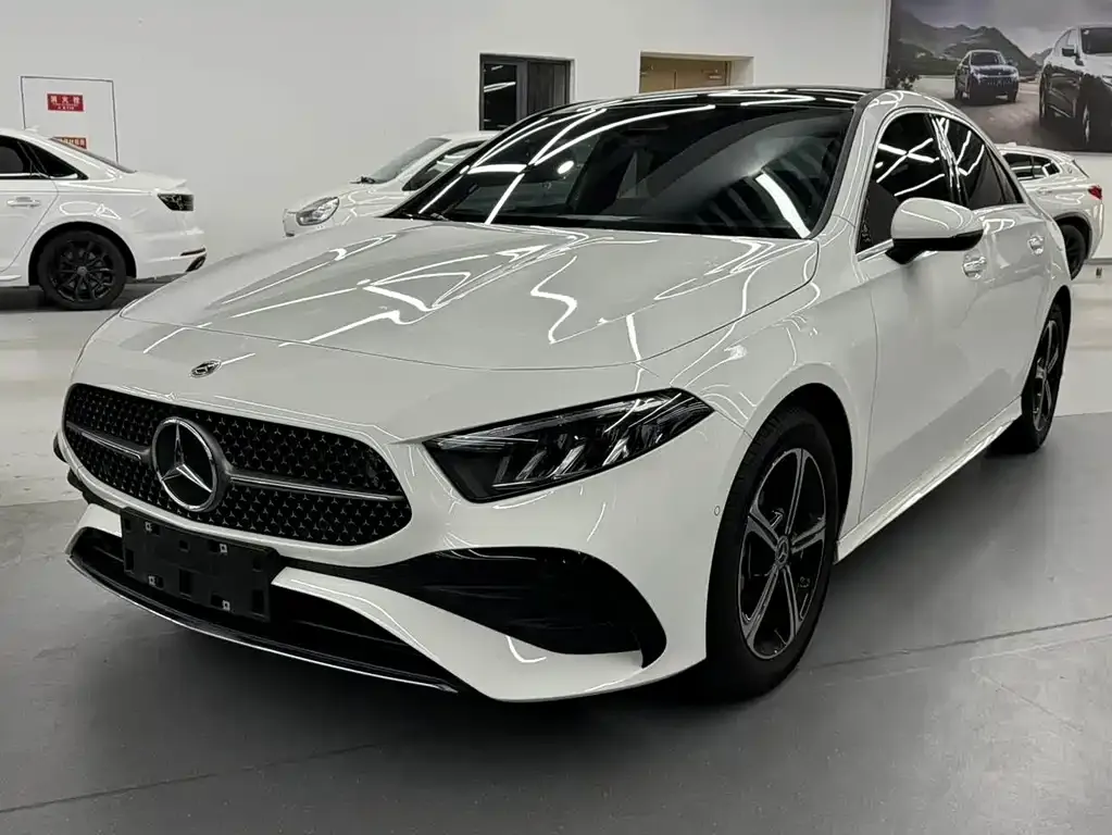 Mercedes-Benz A-Class — фото 1