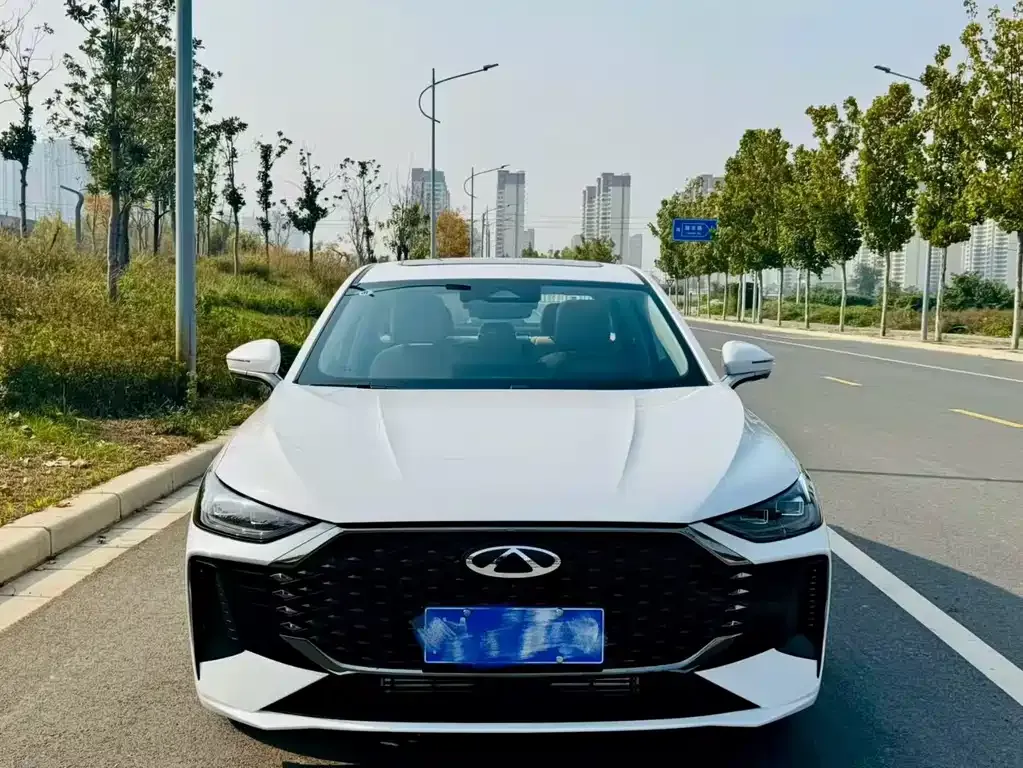 Chery Arrizo 8 PRO — фото 2
