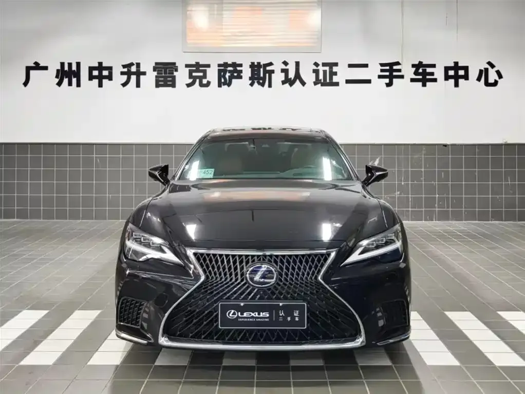 Lexus LS — фото 2