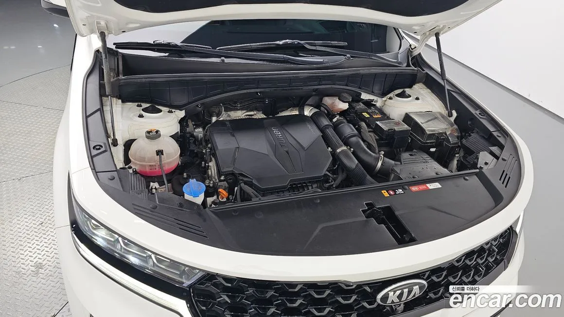 Kia Sorento — фото 6