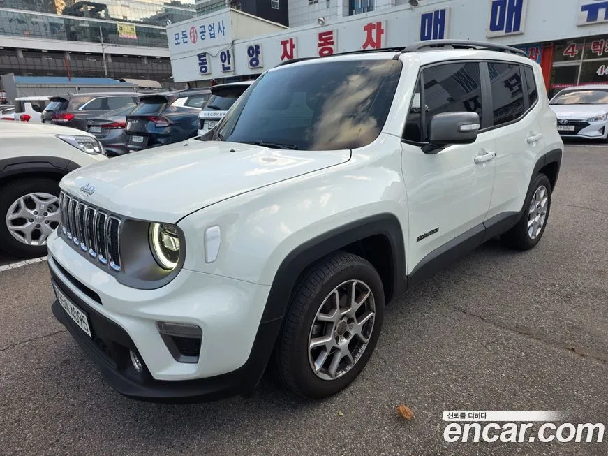 Jeep Renegade — фото 2