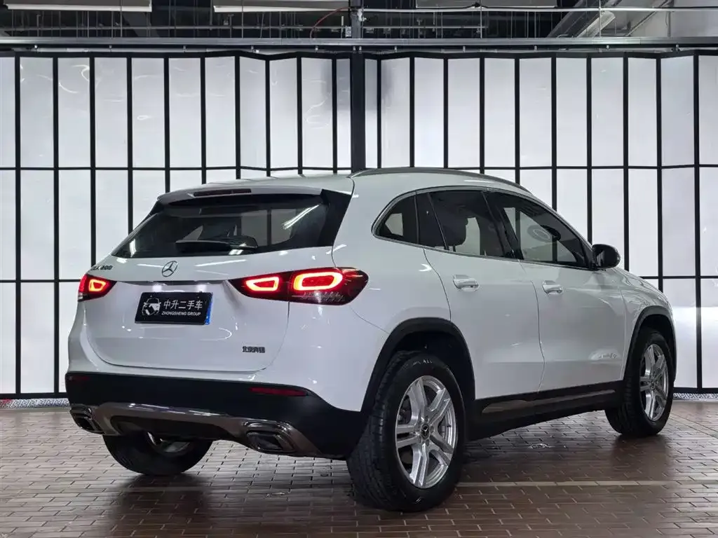 Mercedes-Benz GLA — фото 3