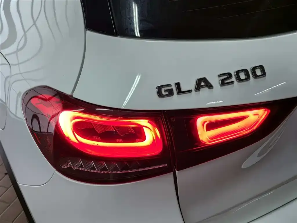 Mercedes-Benz GLA — фото 5