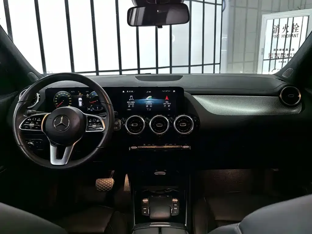 Mercedes-Benz GLA — фото 7