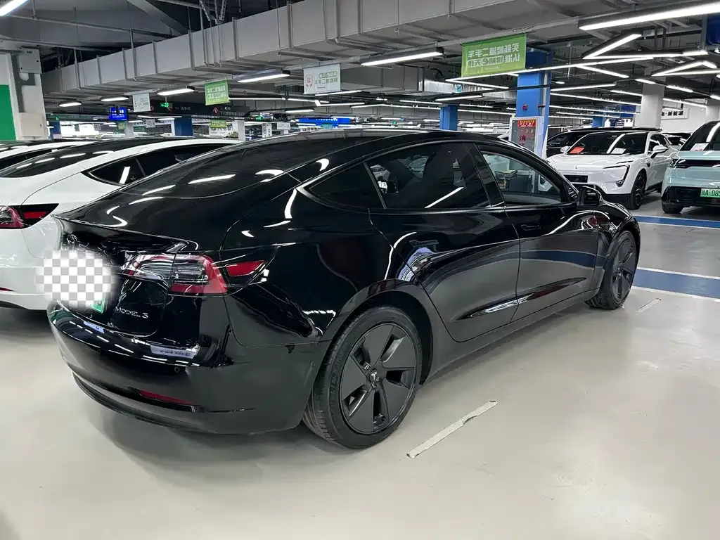 Tesla Model 3 — фото 8
